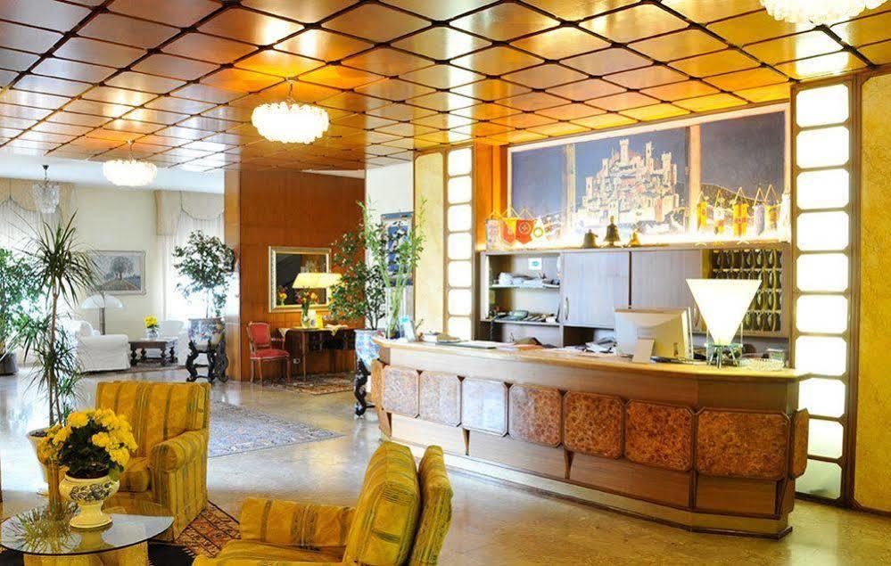 Hotel Beatrice 에스테 외부 사진